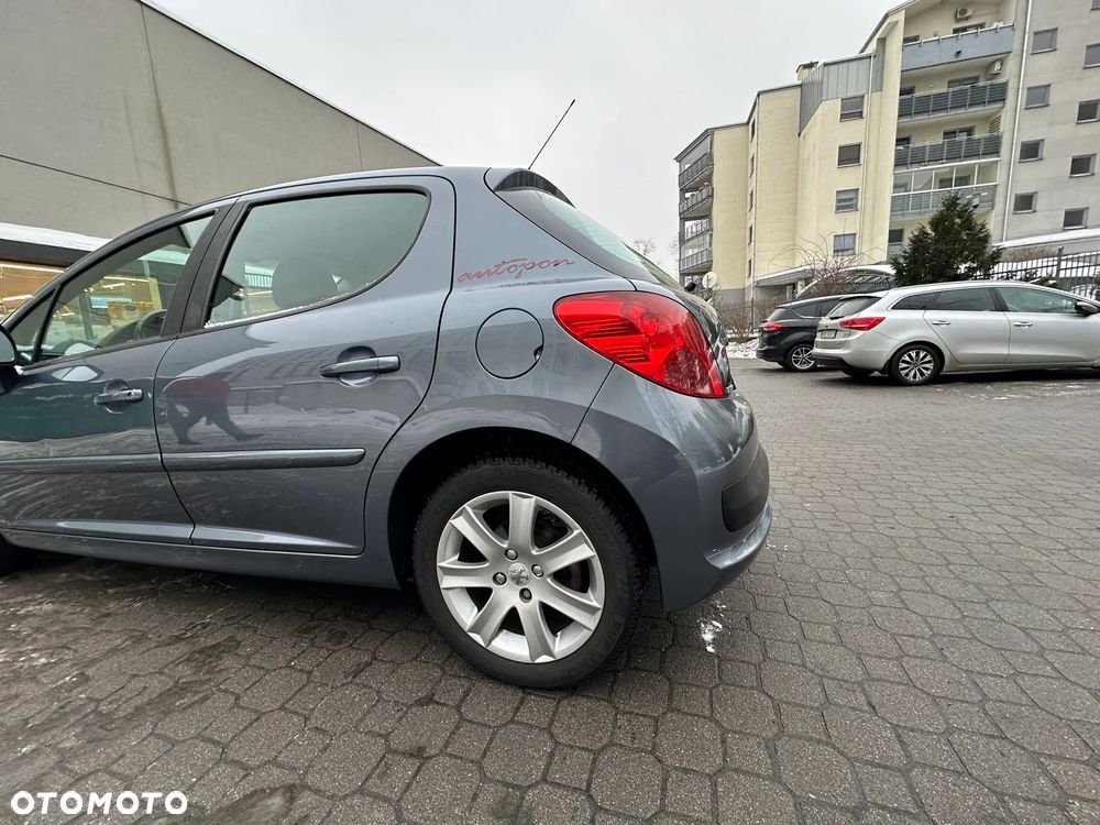 Peugeot 207 1.6 Trendy - 30