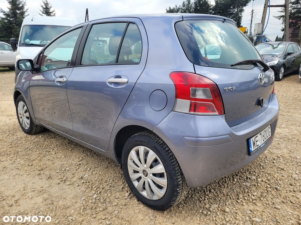 Toyota Yaris 1.0 VVT-i Luna - 4