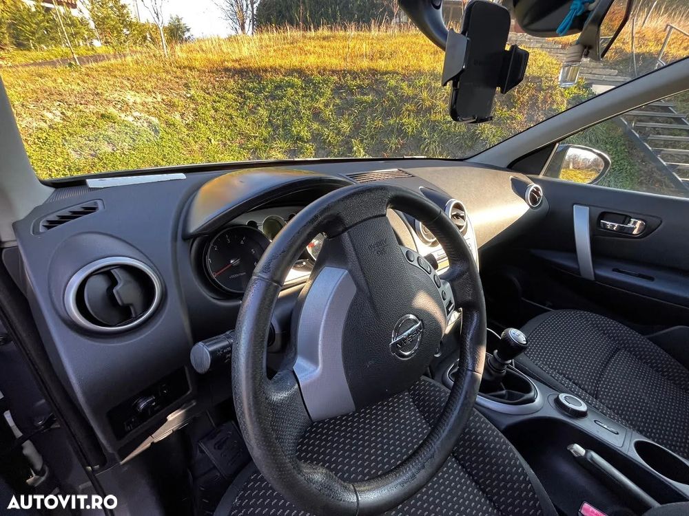 Nissan Qashqai 2.0 DCI 4 x 4 DPF tekna - 12