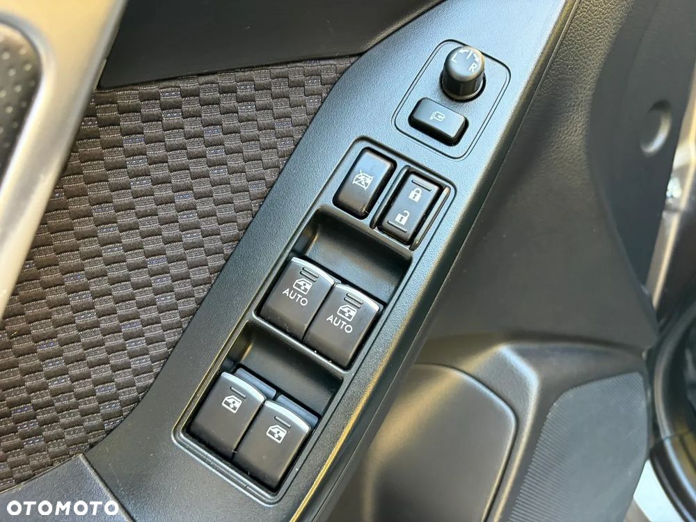Subaru Forester 2.0 i Exclusive - 17