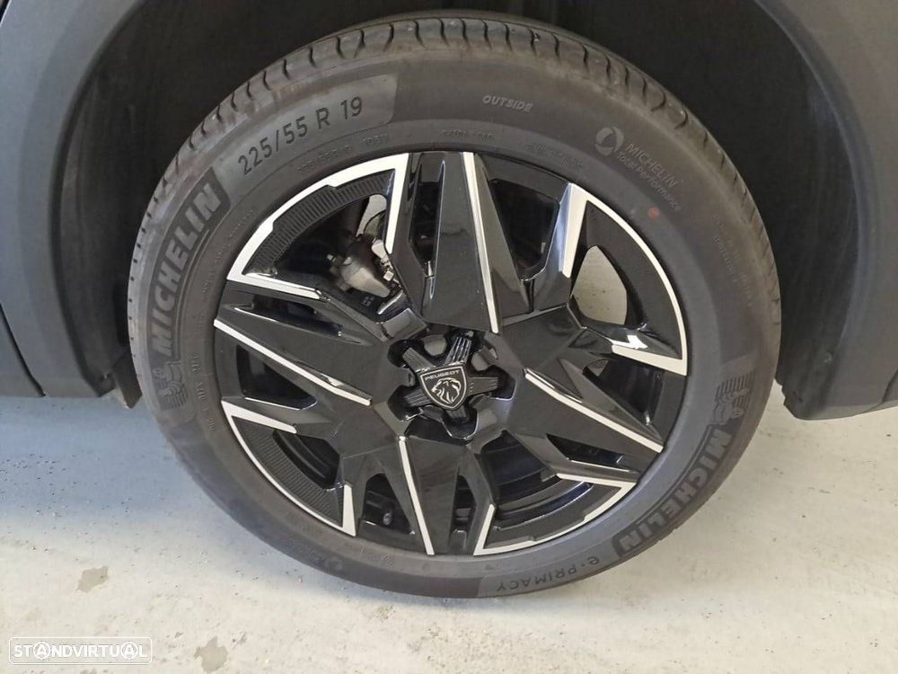 Peugeot 3008 1.2 Hybrid Allure e-DCS6 - 11