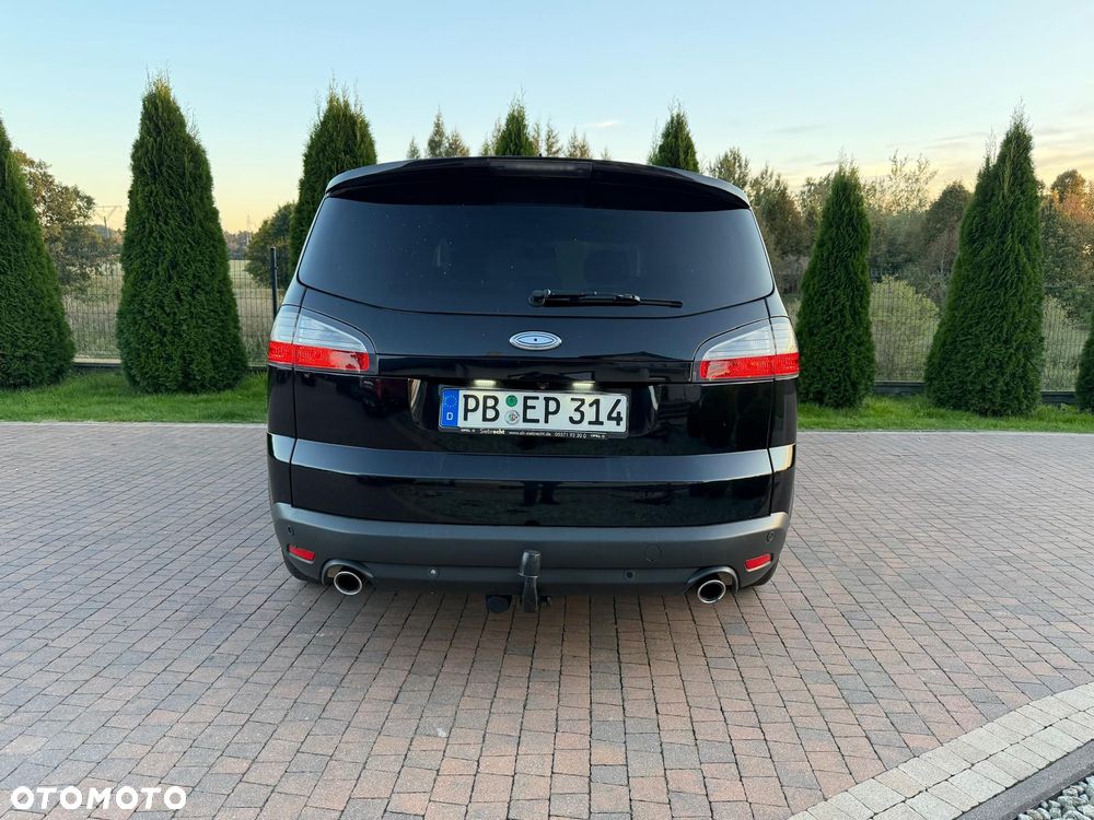 Ford S-Max - 19