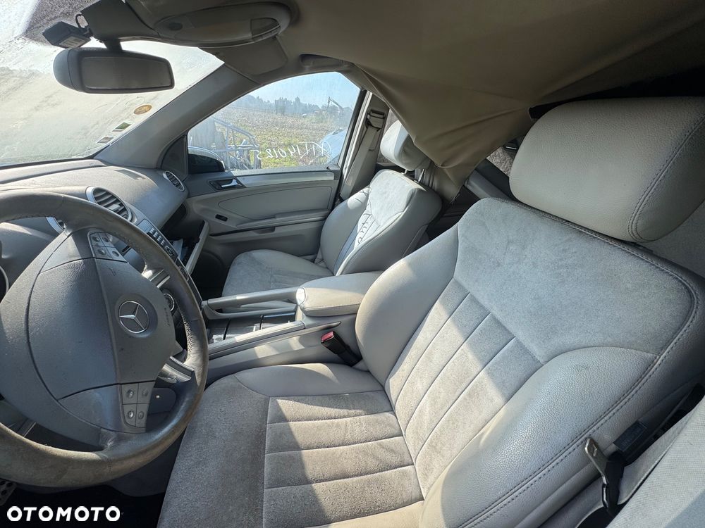 Mercedes-Benz ML 320 CDI 4Matic 7G-TRONIC - 7