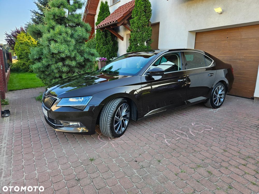 Skoda Superb 2.0 TDI L&K DSG - 6