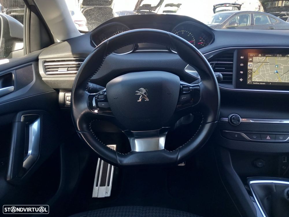 Peugeot 308 SW 1.6 BlueHDi Allure - 12