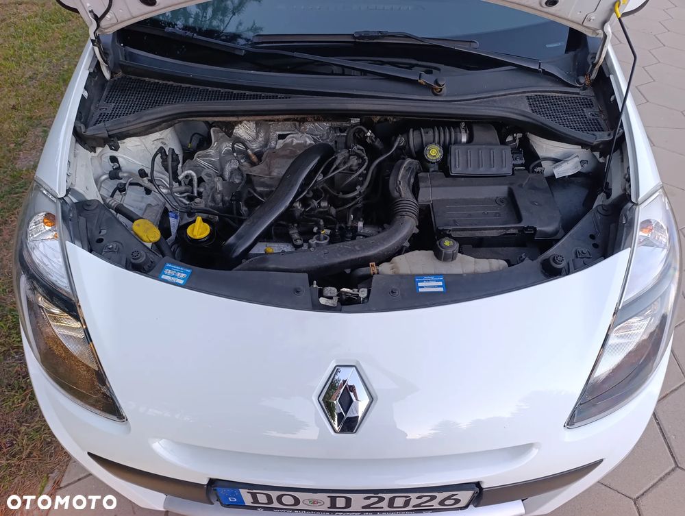 Renault Clio - 17