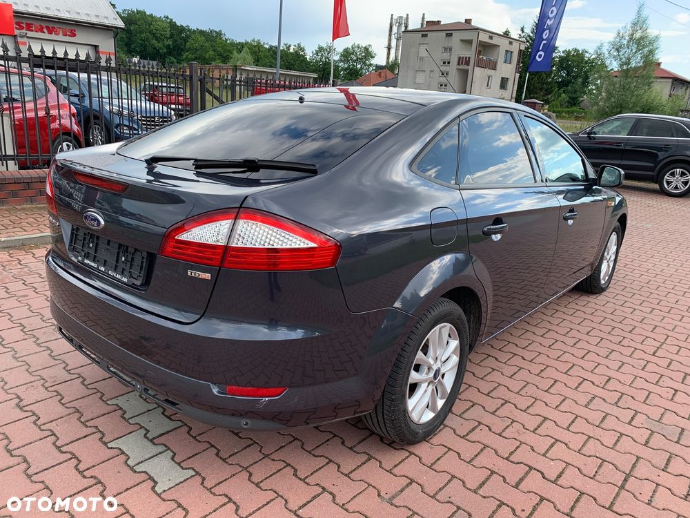 Ford Mondeo 2.0 TDCi EConetic Trend - 11