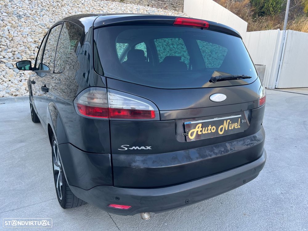 Ford S-Max 1.8 TDCi Titanium 7L - 15