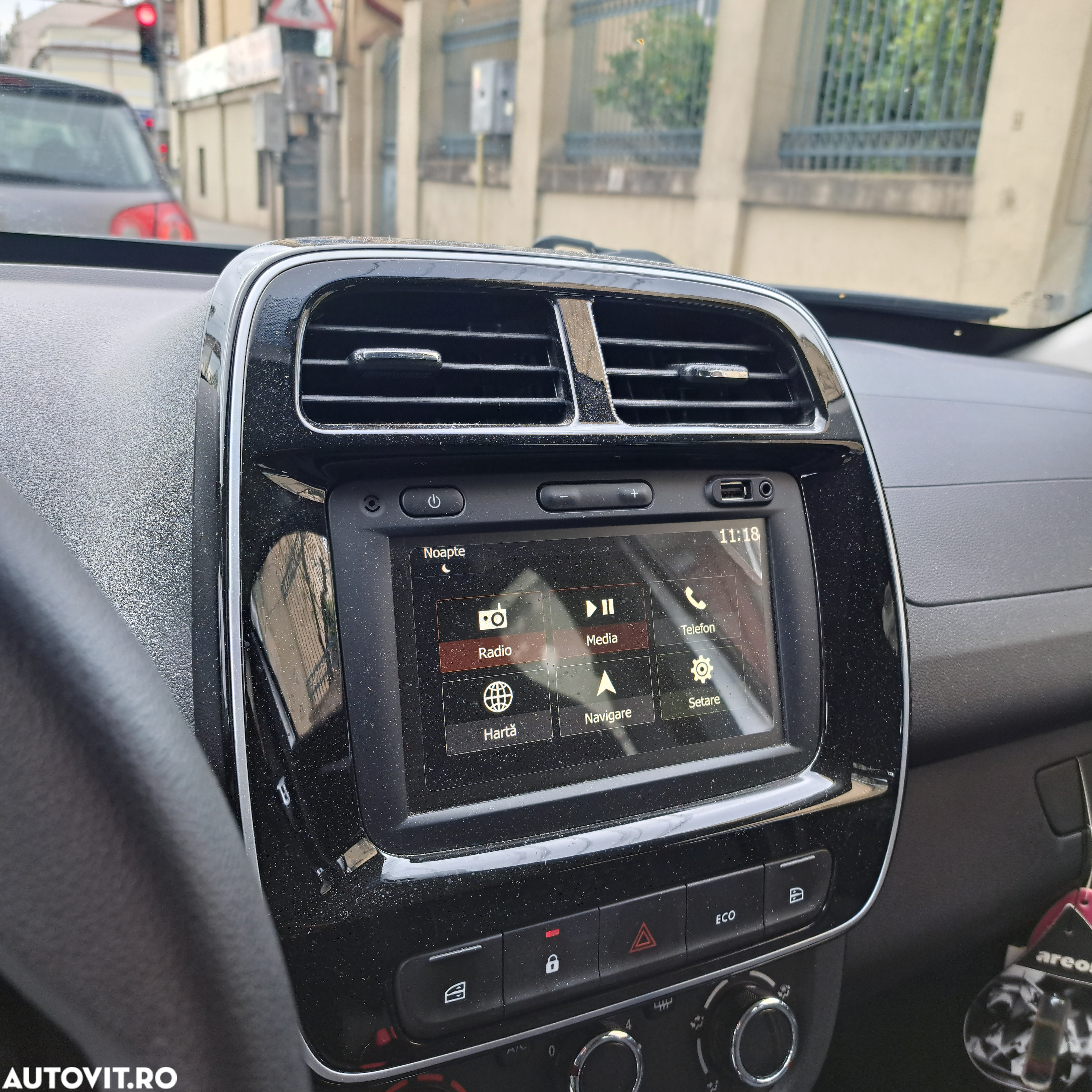 Dacia Spring Expression - 8