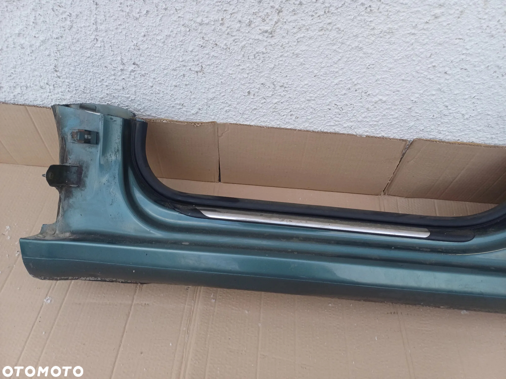 Próg słupek lewy Skoda Superb II lift kombi - 2