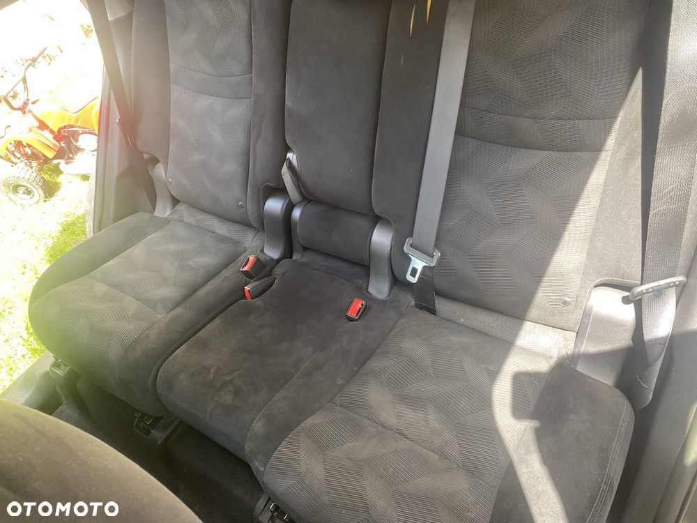 Nissan X-Trail - 8