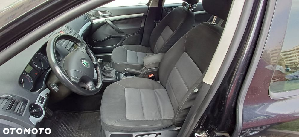Skoda Octavia 1.9 TDI Ambiente - 8