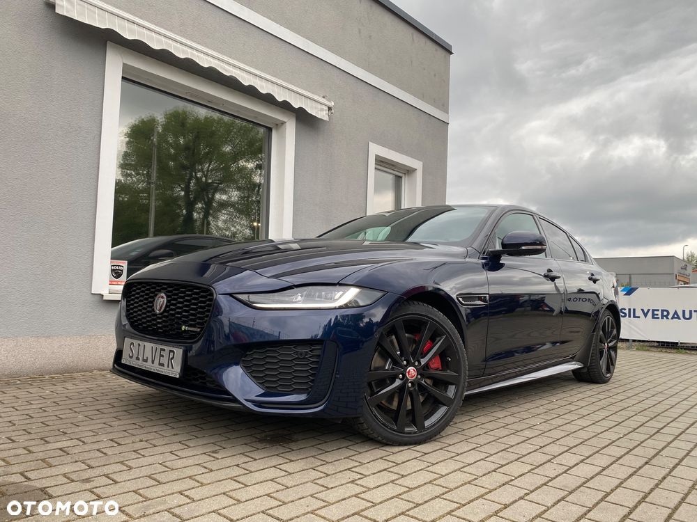 Jaguar XE P300 AWD R-Dynamic HSE - 1