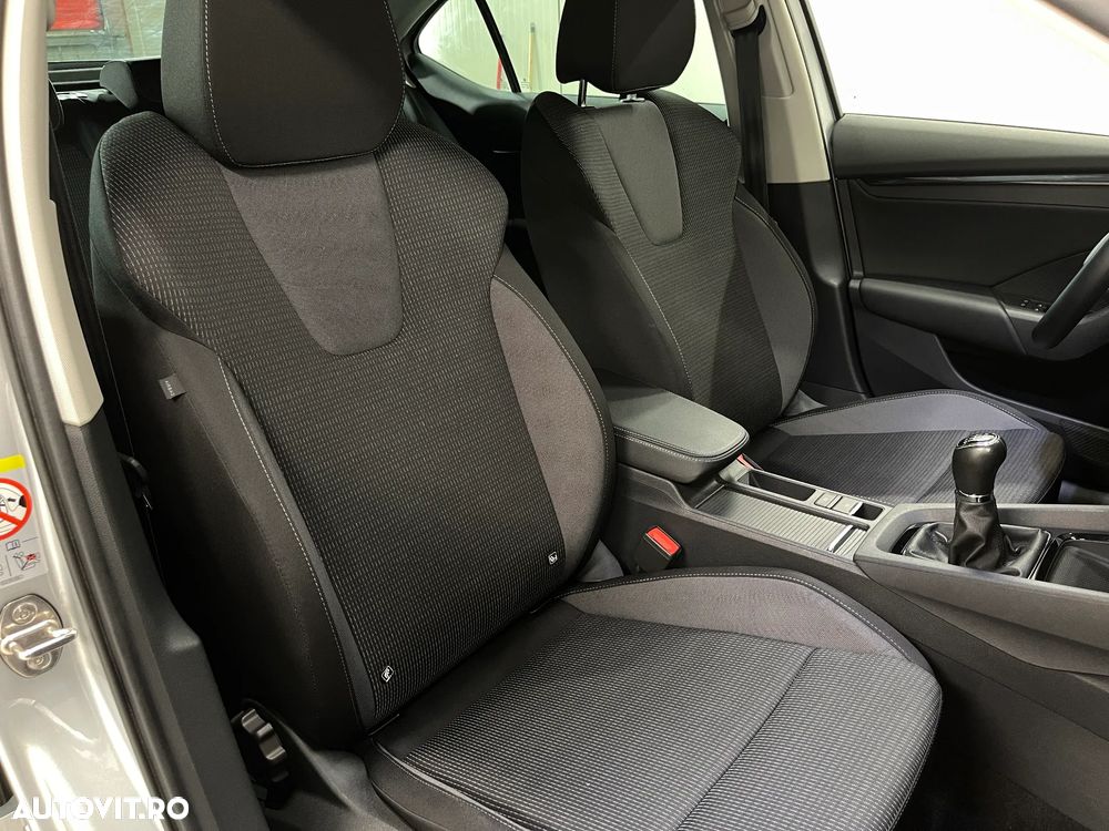 Skoda Octavia 1.5 TSI Ambition - 10