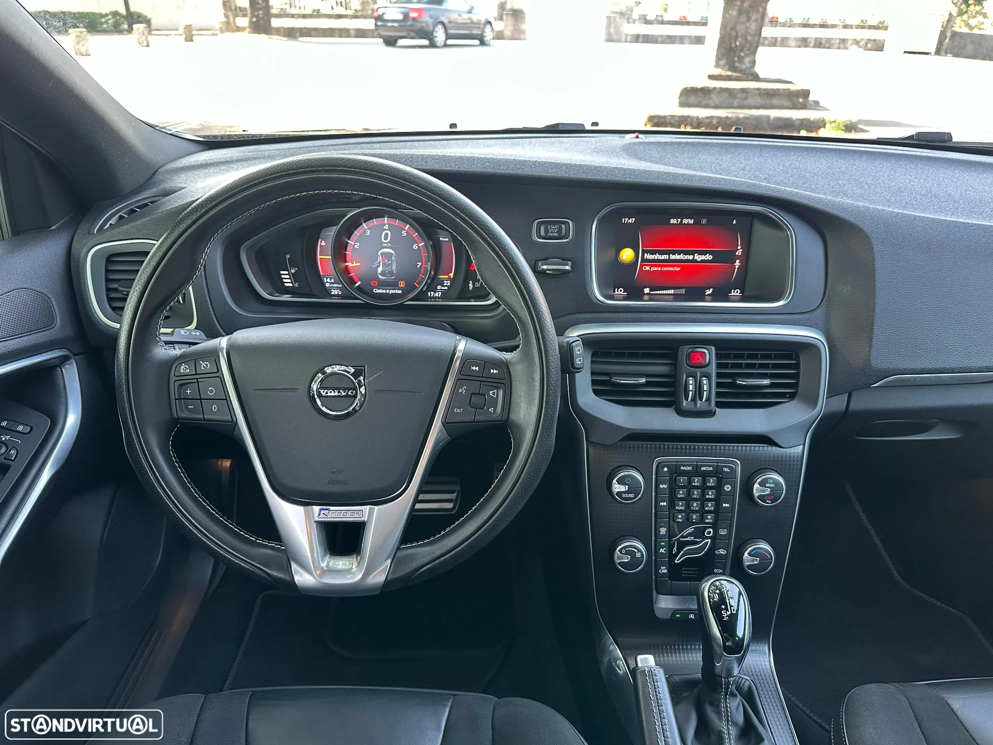 Volvo V40 1.5 T3 Sport Edition R Geartronic - 29