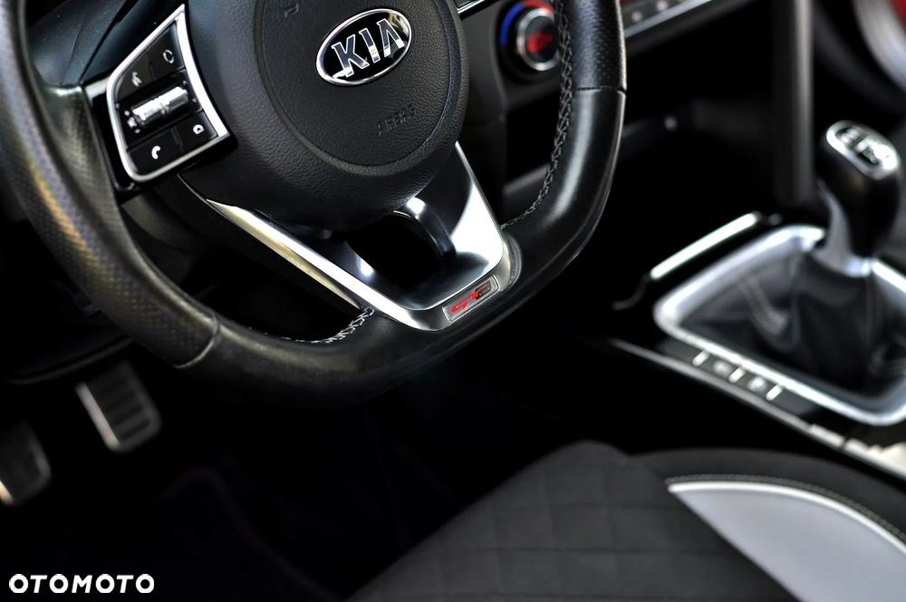 Kia ProCeed 1.4 T-GDI GT Line - 35