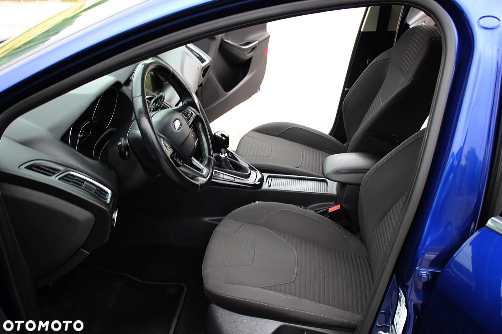 Ford Focus 1.5 EcoBlue Start-Stopp-System TITANIUM - 5