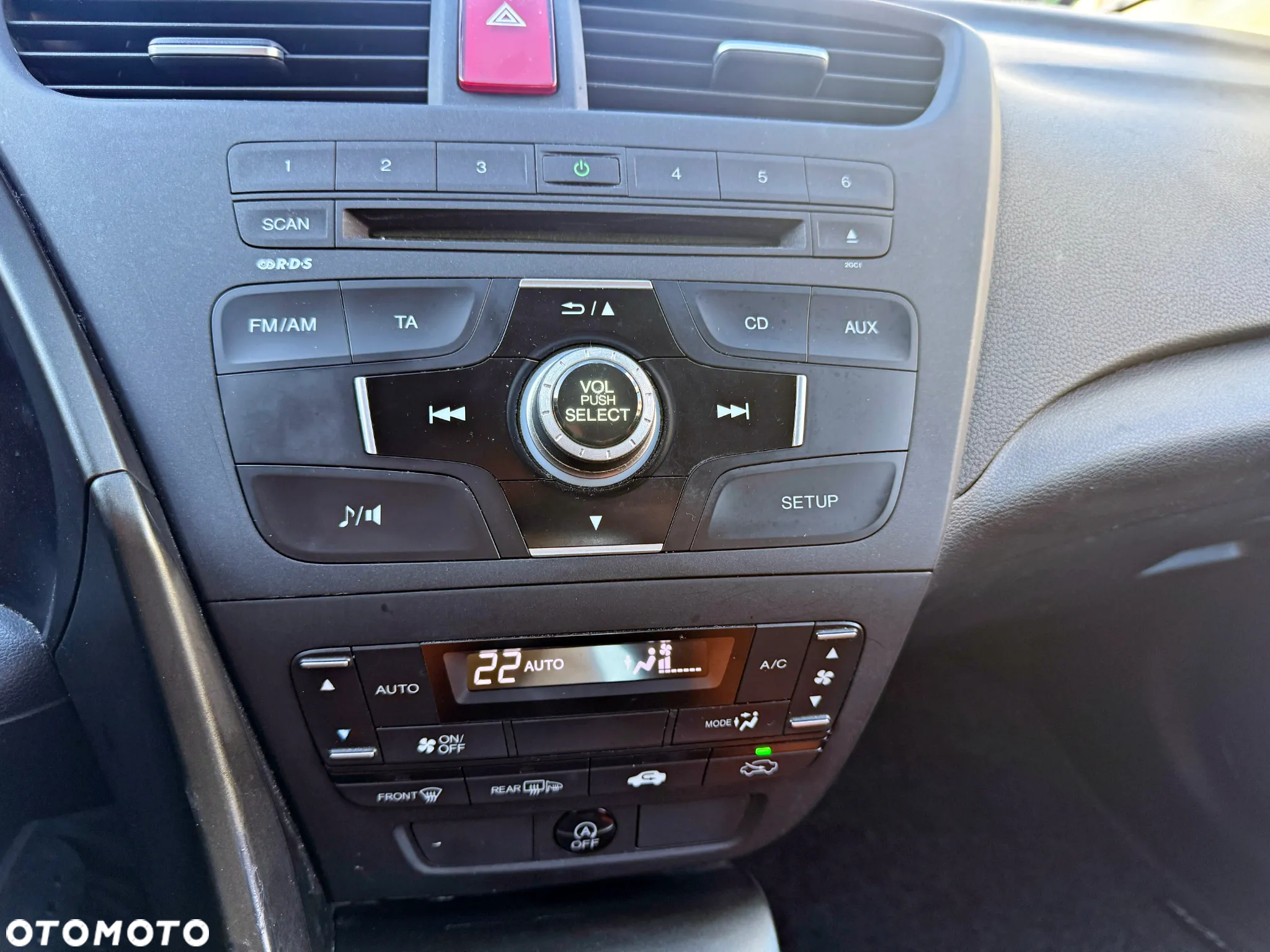 Honda Civic 1.4 i-VTEC Elegance - 16