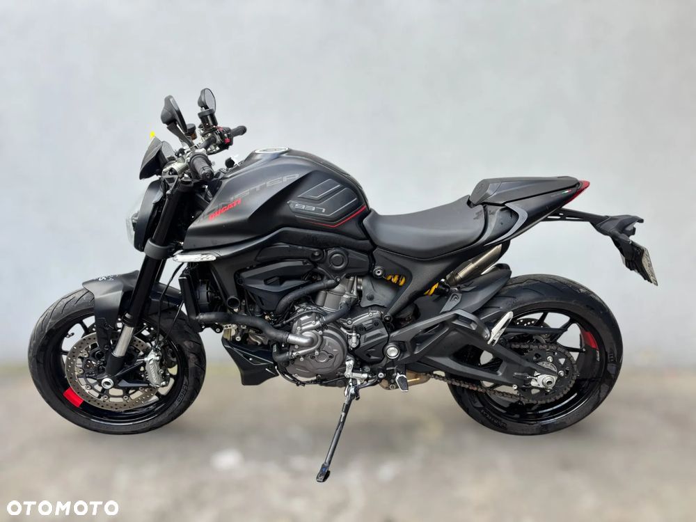Ducati Monster - 4