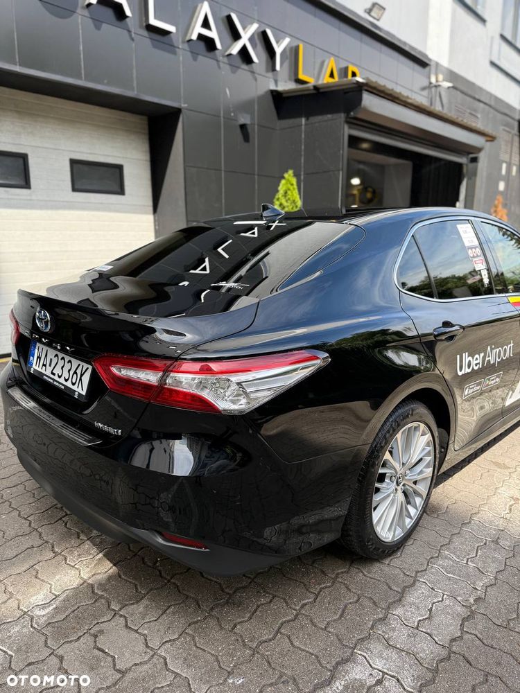 Toyota Camry Executive - 6
