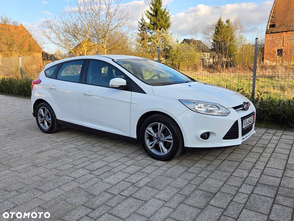 Ford Focus 1.6 Trend - 16