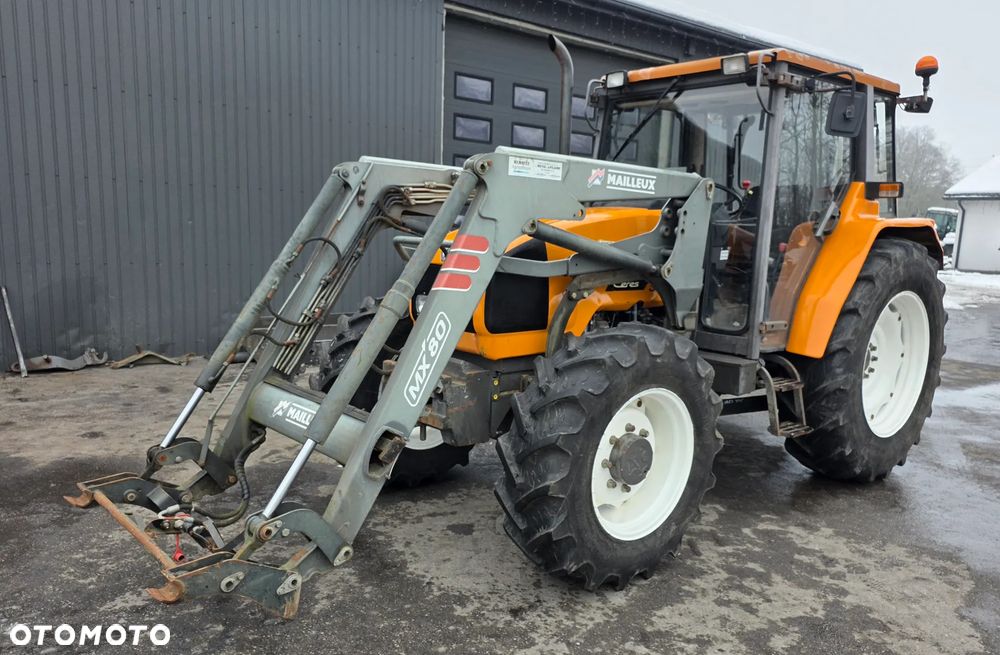 Renault Ceres 335 - 1