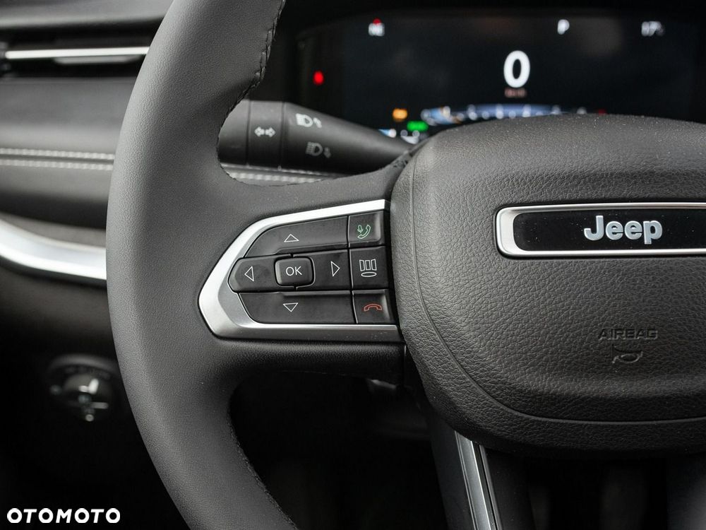 Jeep Compass - 13