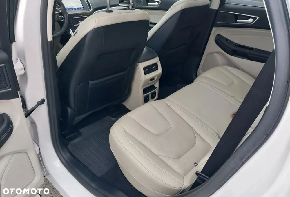 Ford Edge - 26