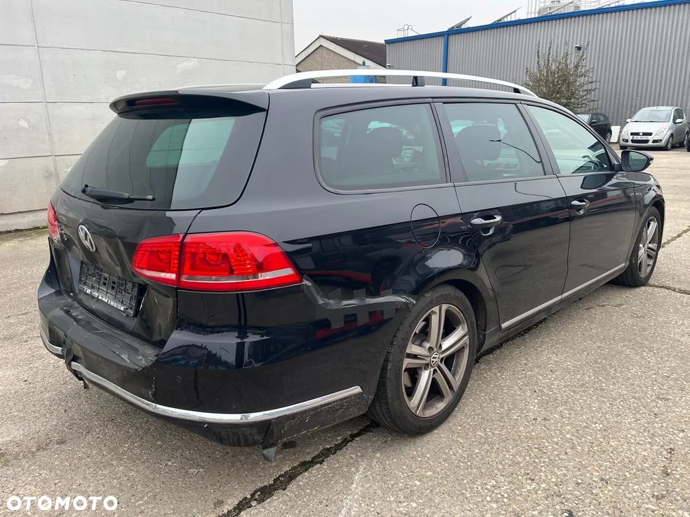 Volkswagen Passat 2.0 TDI DSG BlueMotion Technology R-Line - 3