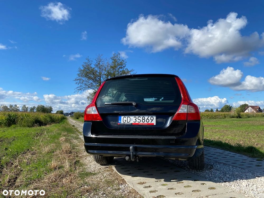 Volvo V70 2.5T Momentum - 10