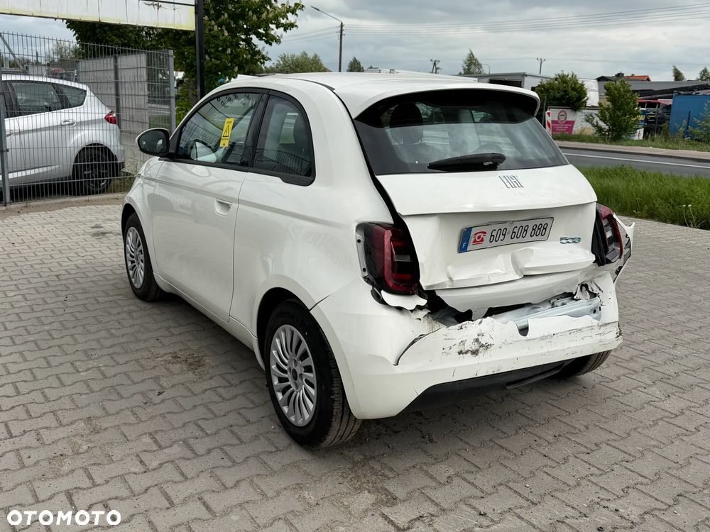 Fiat 500e - 7