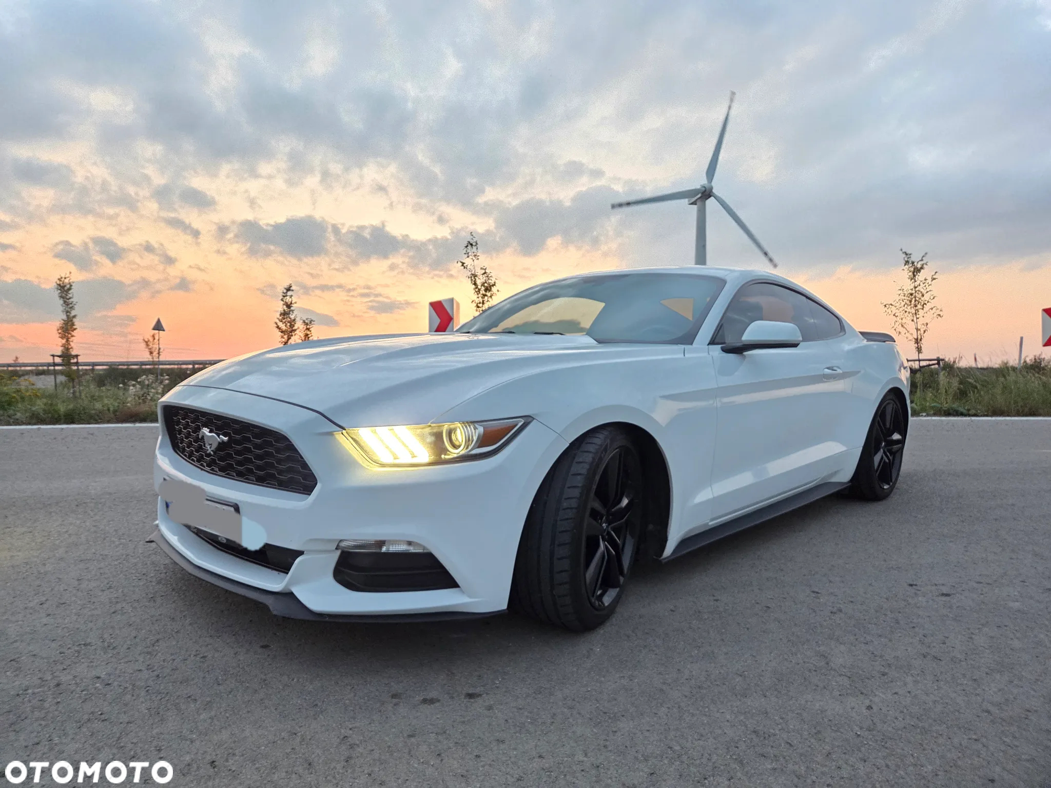 Ford Mustang 3.7 V6 - 8