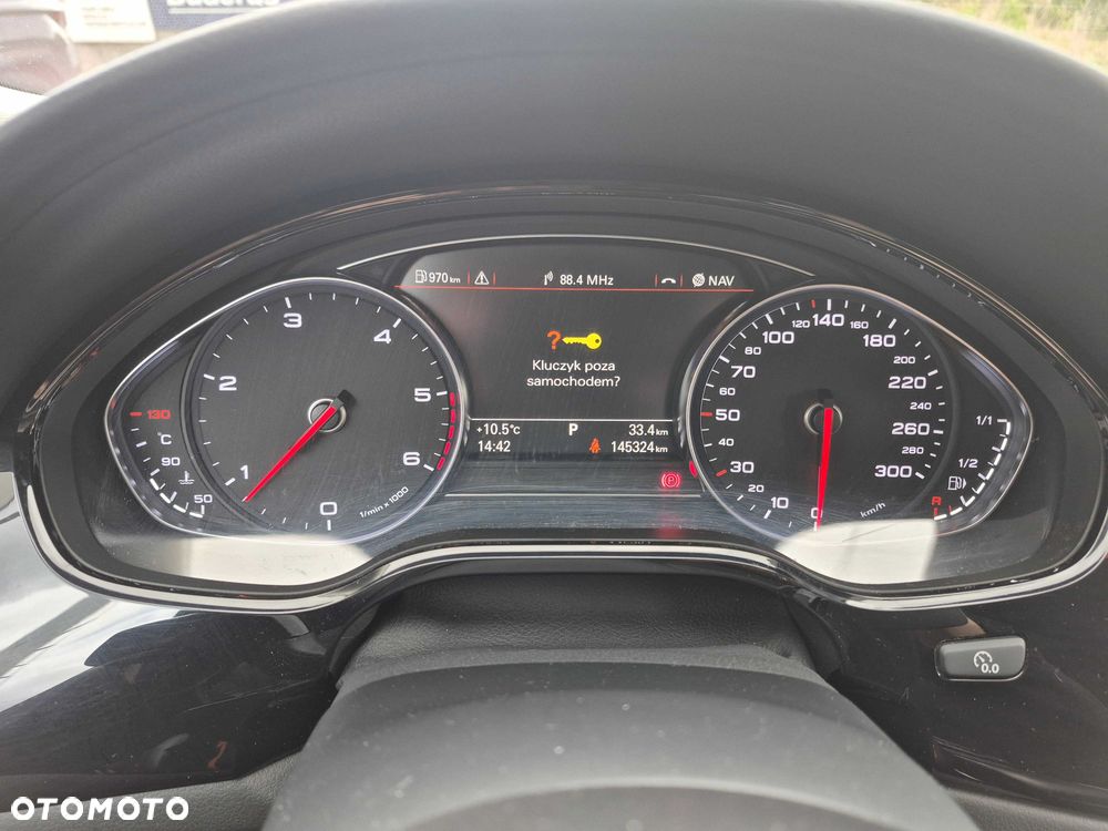 Audi A8 - 8