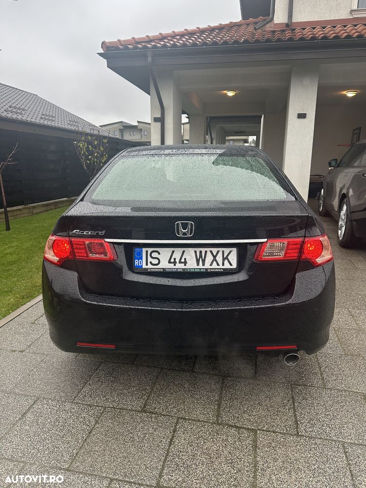 Honda Accord 2.0i AT Executive Navi - 23