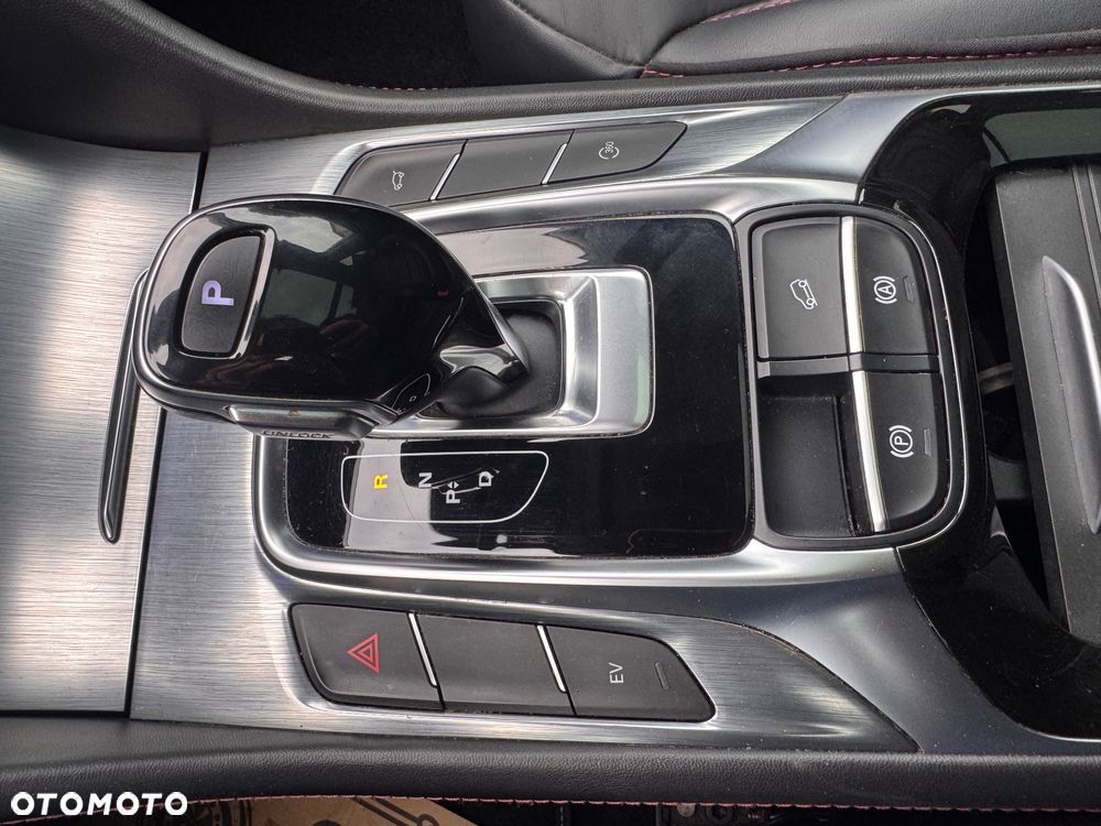 MG EHS Luxury - 20