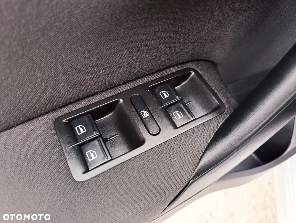 Volkswagen Polo - 21