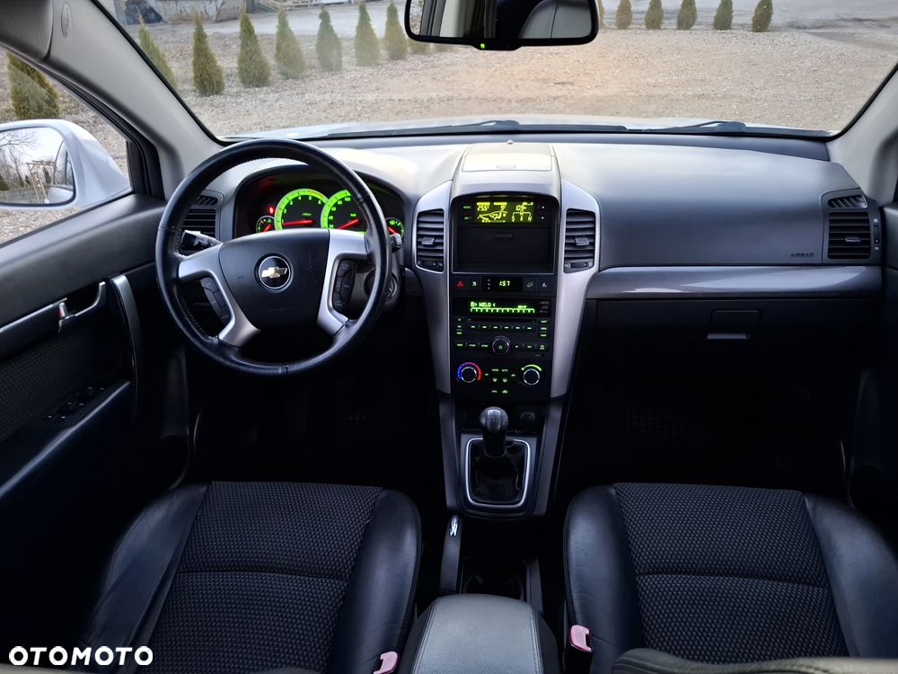 Chevrolet Captiva 2.0 d High - 18
