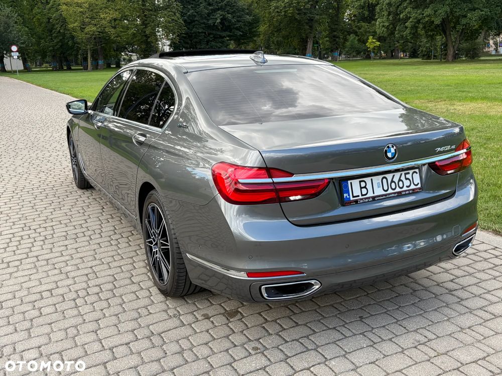 BMW Seria 7 740Le iPerformance - 3
