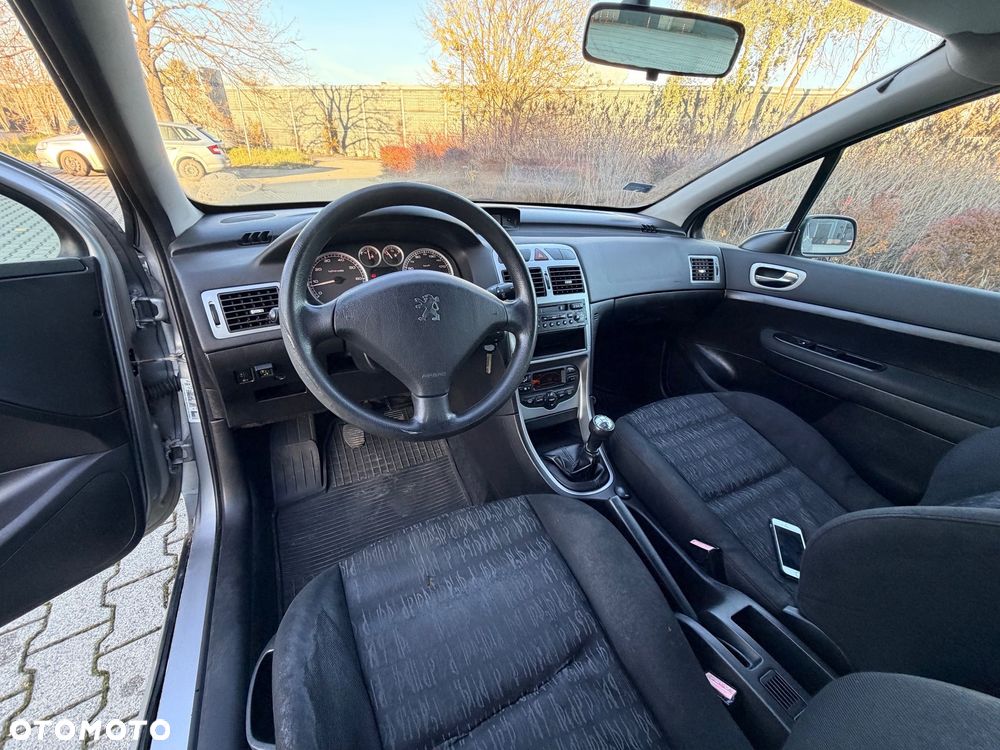 Peugeot 307 1.6 Premium - 25