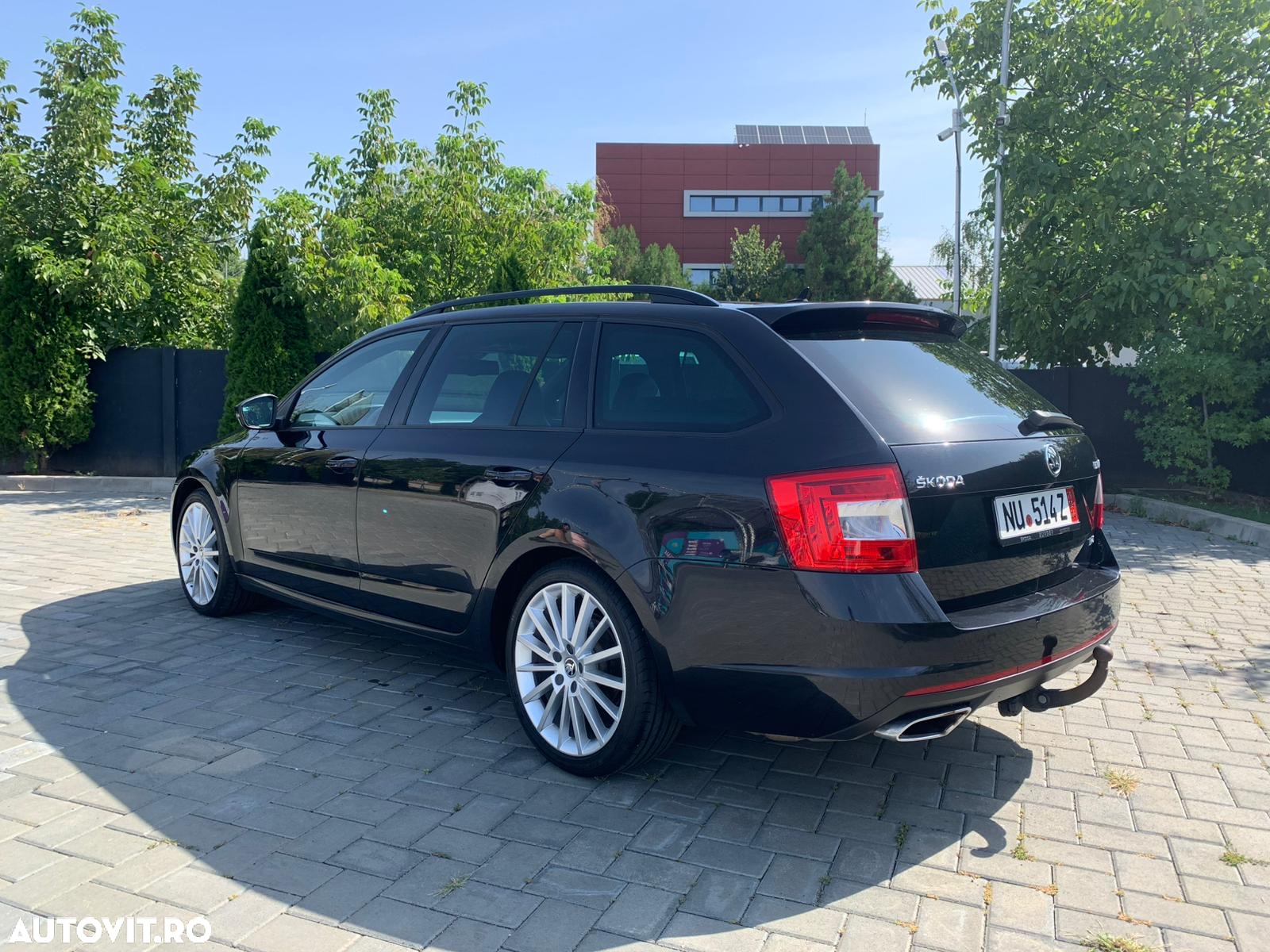 Skoda Octavia 2.0 TDI RS DSG - 20