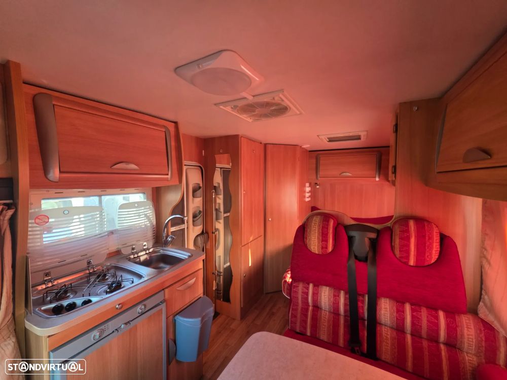 Challenger Genesis 32 2.2 140cv - 8