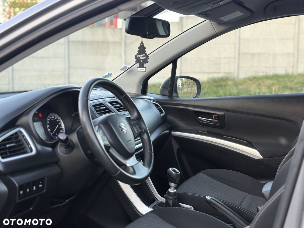 Suzuki SX4 S-Cross 1.6 DDiS Allgrip Comfort+ - 31