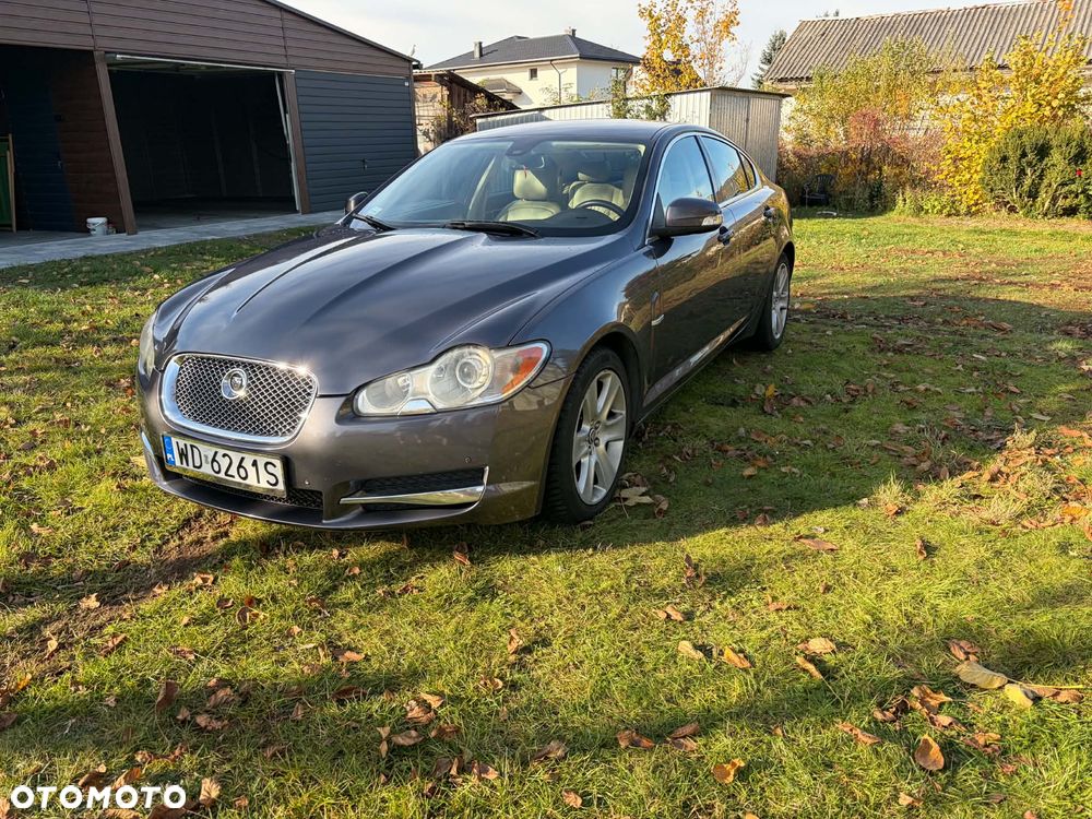 Jaguar XF 4.2 V8 Premium Luxury - 1
