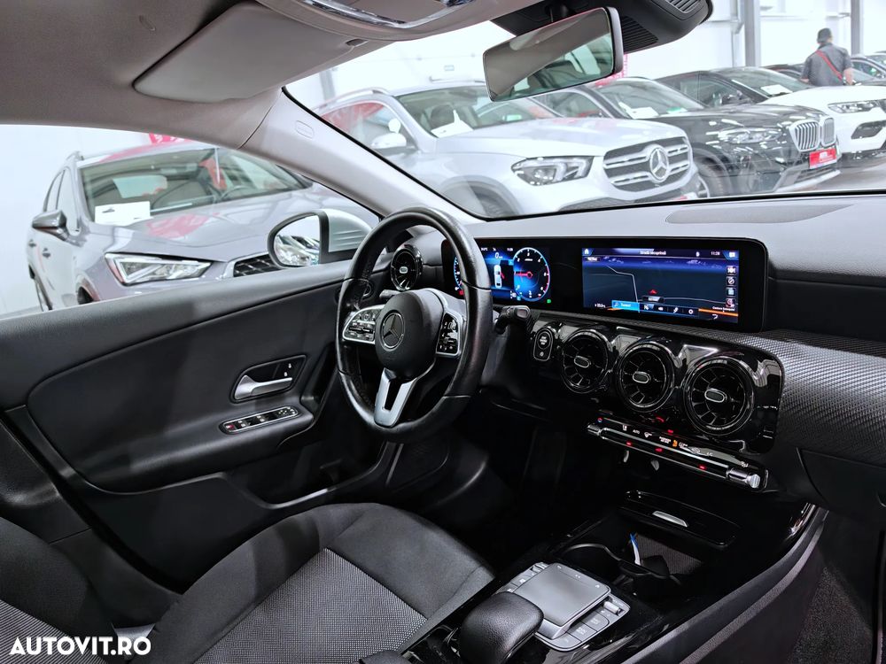 Mercedes-Benz A 180 d Sedan 7G-DCT - 8