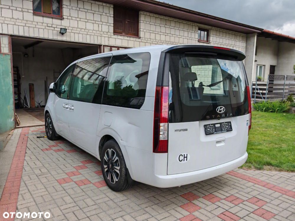 Hyundai Staria 2.2 CRDi Allrad Prime - 3