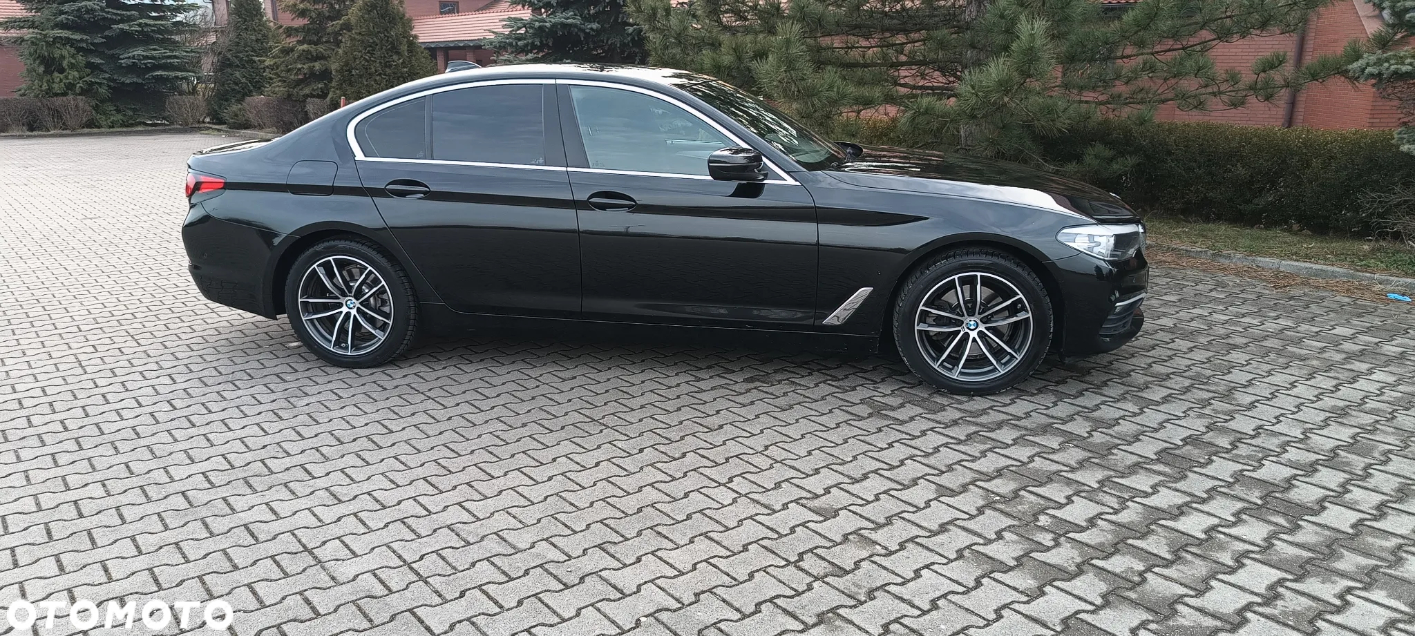 BMW Seria 5 518d - 10