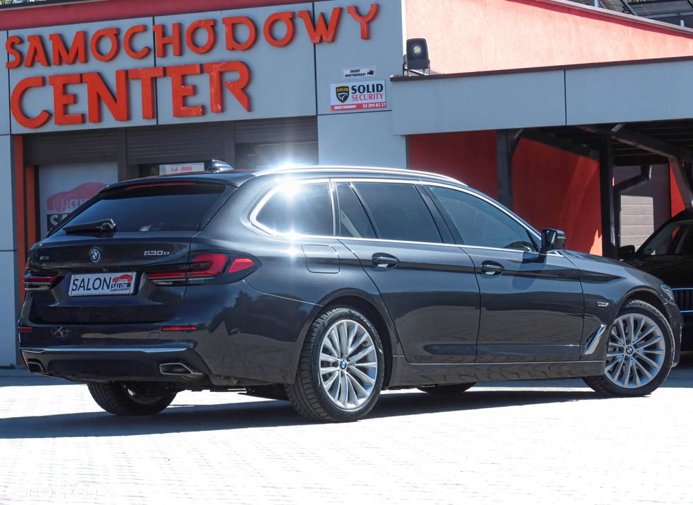 BMW Seria 5 530e xDrive Luxury Line - 6