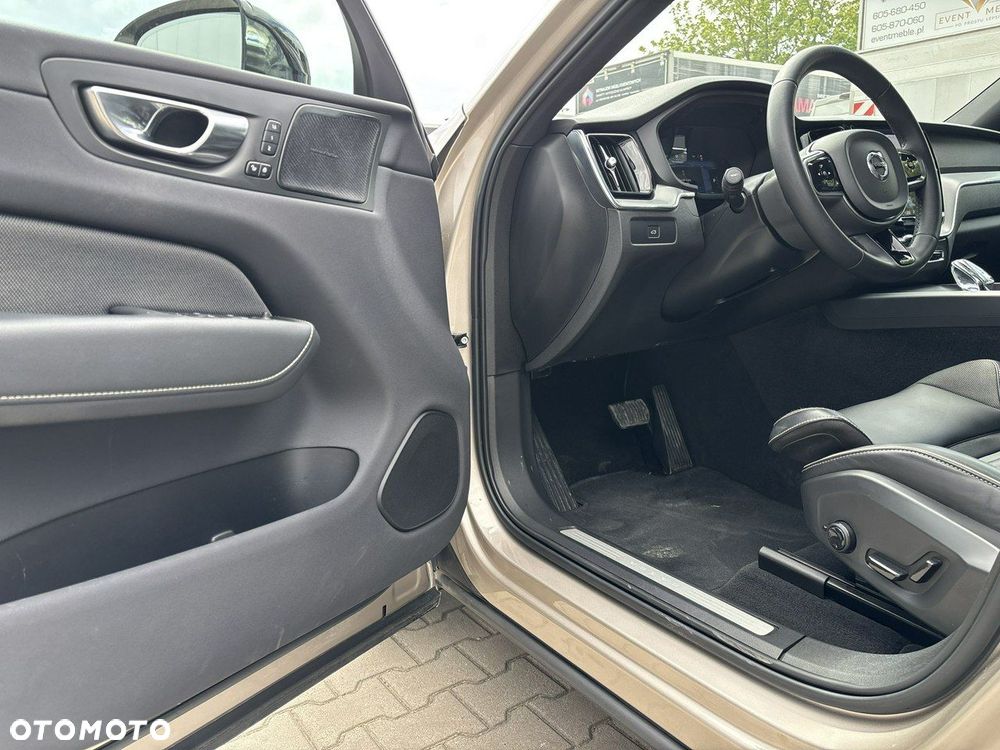 Volvo XC 60 - 10