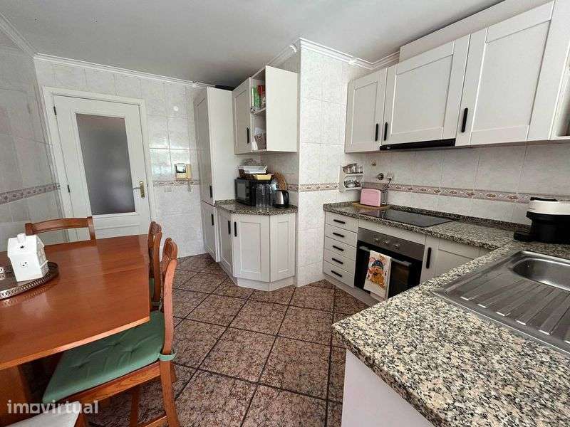 Apartamneto T2 Arrifana Santa Maria da Feira - Grande imagem: 4/12