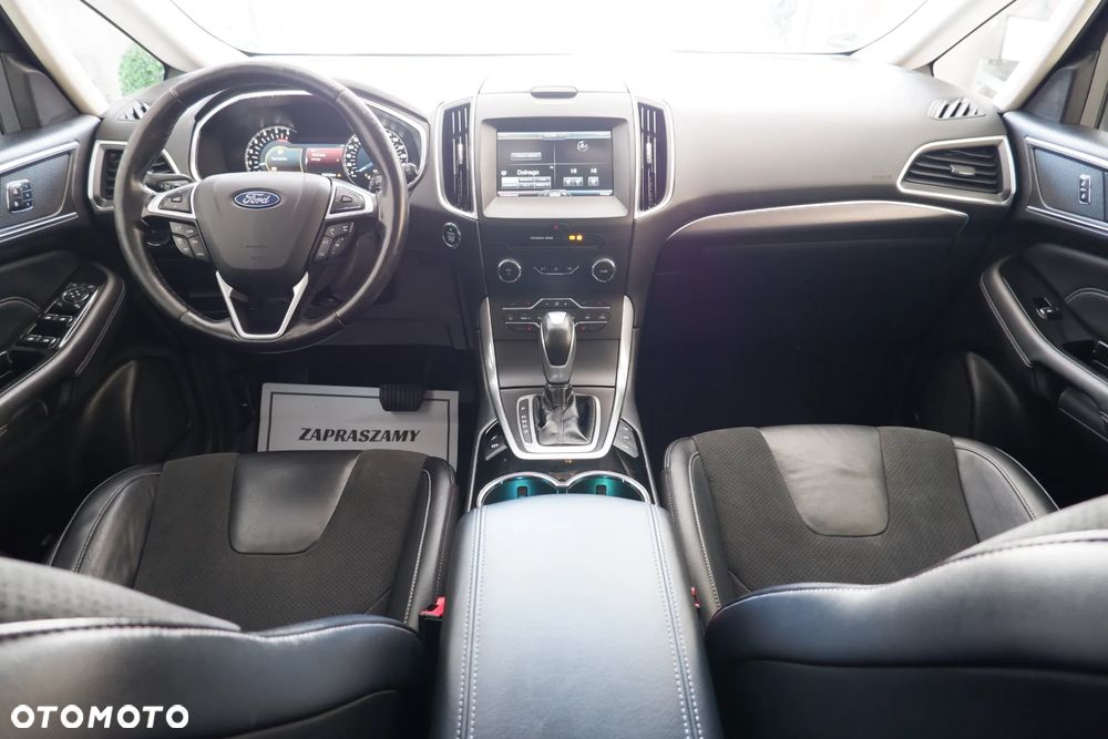 Ford S-Max - 10
